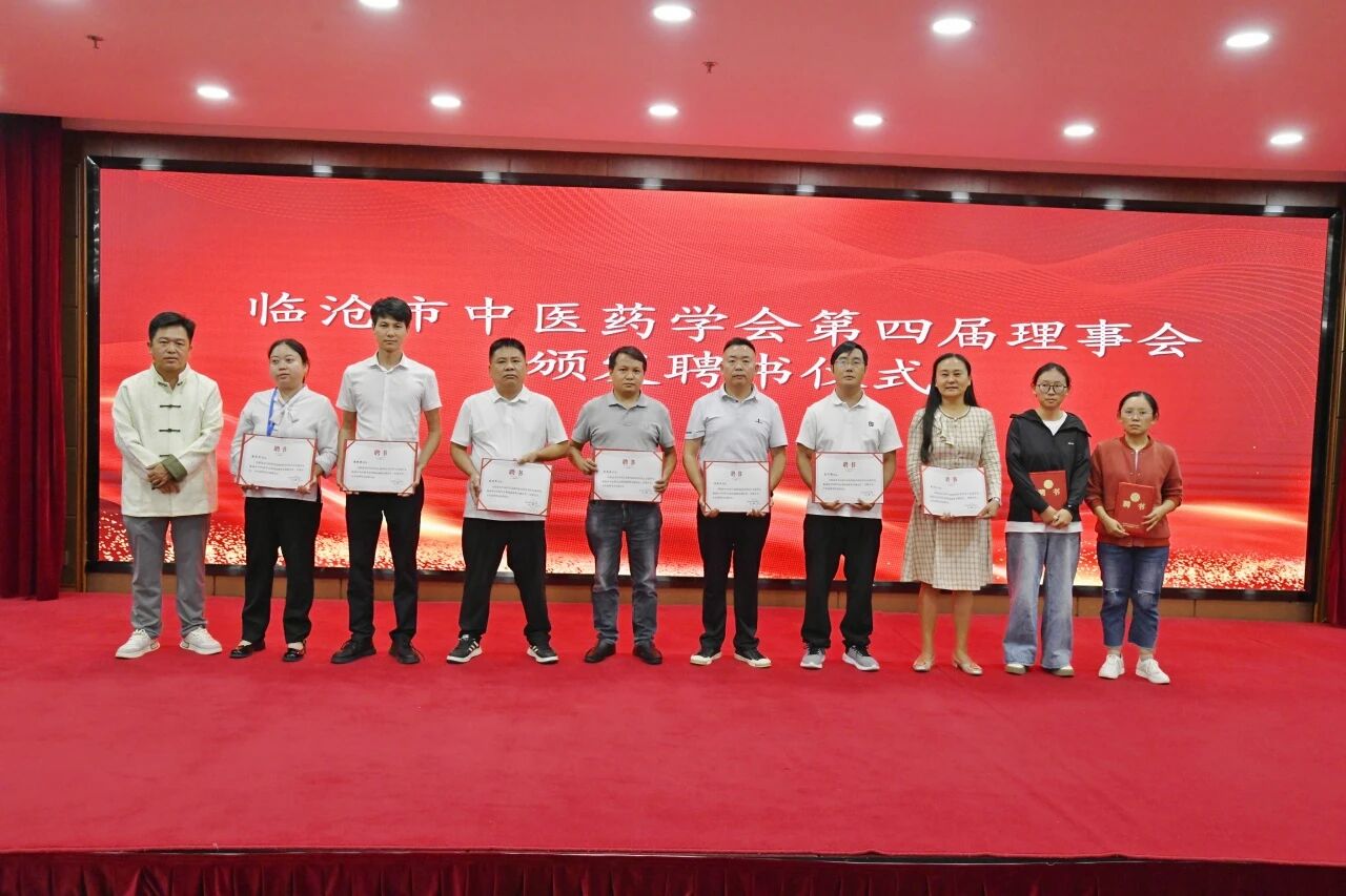 87d89508cf67e3362586dd9687ff483c.jpg