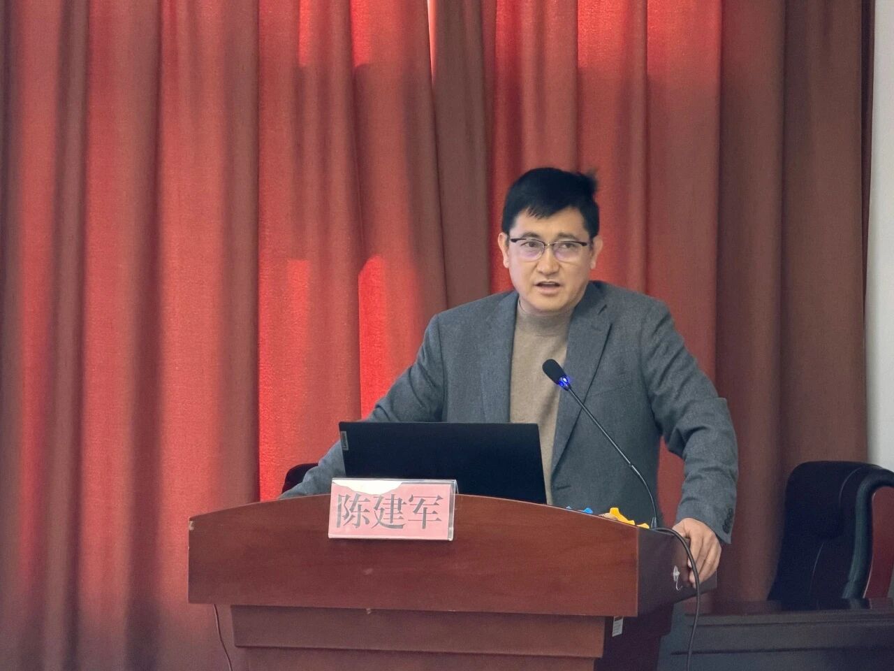 微信图片_2025-12-16_160743_857.jpg